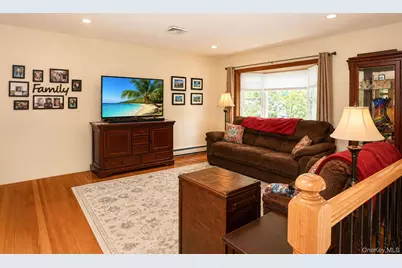 14 Foxwood Drive, Newburgh, NY 12550 - Photo 5
