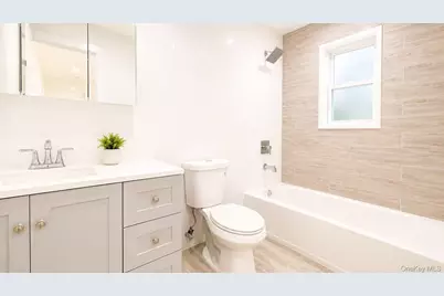 7212 Burchell Avenue, Arverne, NY 11692 - Photo 3
