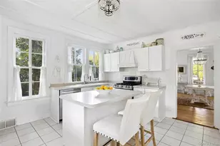 45 Shore Rd, Setauket, NY 11733 - Photo 13