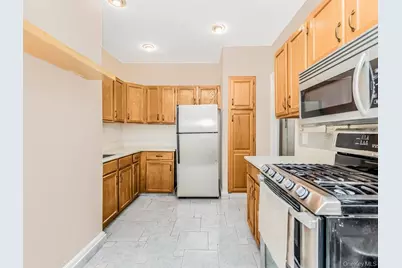 472 Gramatan Avenue #O2, Mount Vernon, NY 10552 - Photo 5