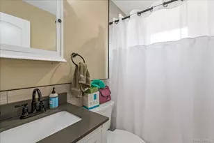 385 Grant Ave, Copiague, NY 11726 - Photo 13