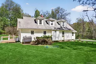 721 Goshen Tpke, Circleville, NY 10919 - Photo 3