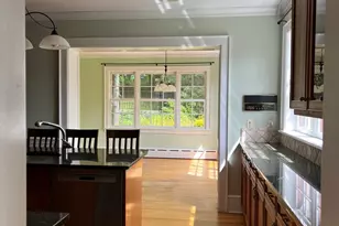 246 Beechmont Dr, New Rochelle, NY 10804 - Photo 5