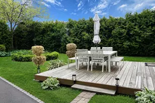 20 Locust St, Manhasset, NY 11030 - Photo 17
