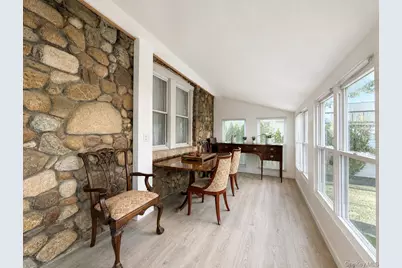 20 Locust Street, Manhasset, NY 11030 - Photo 5