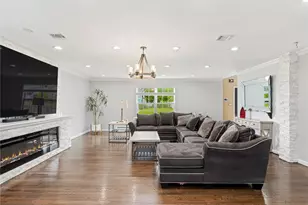 250 N 5th St, Lindenhurst, NY 11757 - Photo 19