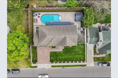 250 N 5th Street, Lindenhurst, NY 11757 - Photo 33