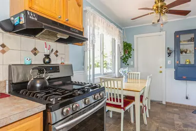 458 Route 111 (Hauppauge Road), Smithtown, NY 11787 - Photo 7