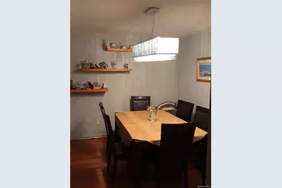 110 Brooklyn Avenue #3Q, Freeport, NY 11520 - Photo 5