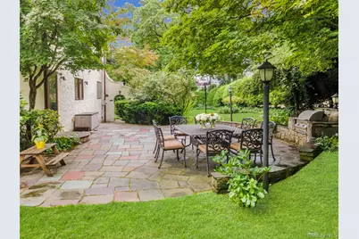 62 Broadfield Road, New Rochelle, NY 10804 - Photo 35