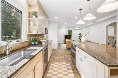 62 Broadfield Road, New Rochelle, NY 10804 - Photo 17