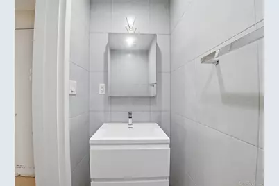 40 Pinehurst Avenue #2D, New York, NY 10033 - Photo 17