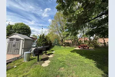 47-27 Little Neck Parkway #L4, Little Neck, NY 11362 - Photo 5