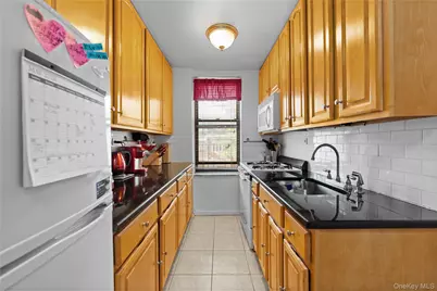 67-30 Dartmouth Street #2S, Forest Hills, NY 11375 - Photo 5