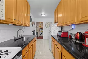 67-30 Dartmouth St, Forest Hills, NY 11375 - Photo 7