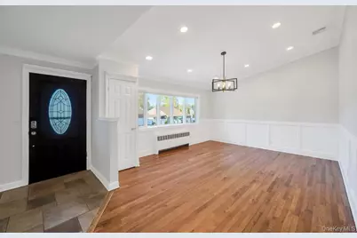 47 Laurie Boulevard, Bethpage, NY 11714 - Photo 5