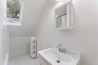 355 Bronxville Road, Bronxville, NY 10708 - Photo 19
