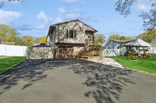 346 Avenue C, Ronkonkoma, NY 11779 - Photo 33