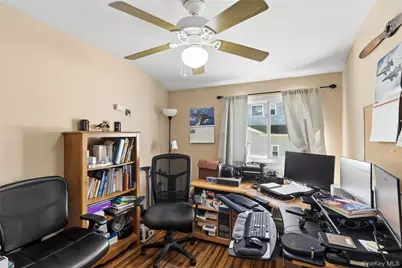 346 Avenue C, Ronkonkoma, NY 11779 - Photo 15
