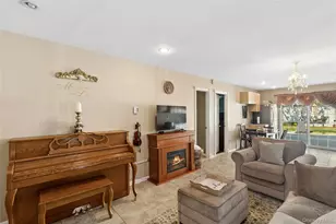 346 Avenue C, Ronkonkoma, NY 11779 - Photo 19