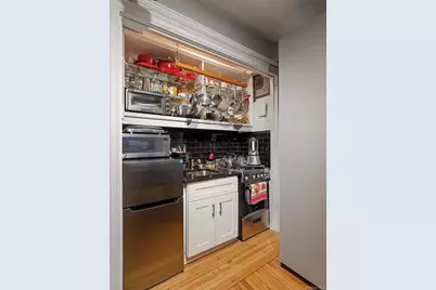 457 W 57th Street #308, New York, NY 10019 - Photo 3