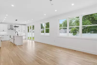 218 W Tyler Avenue, Miller Place, NY 11764 - Photo 13