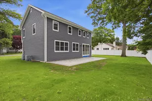 218 W Tyler Ave, Miller Place, NY 11764 - Photo 31