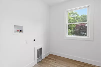 218 W Tyler Avenue, Miller Place, NY 11764 - Photo 25
