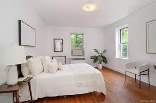 4 Midland Gardens, Bronxville, NY 10708 - Photo 19