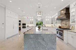 471 Woodbury, Cold Spring Harbor, NY 11724 - Photo 9