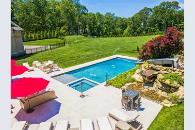471 Woodbury, Cold Spring Harbor, NY 11724 - Photo 35