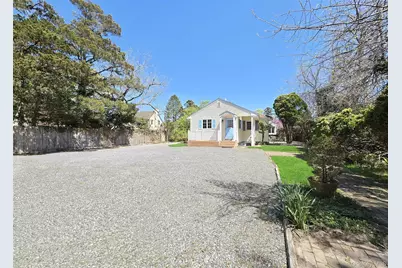 102 McConnell Avenue, Bayport, NY 11705 - Photo 25