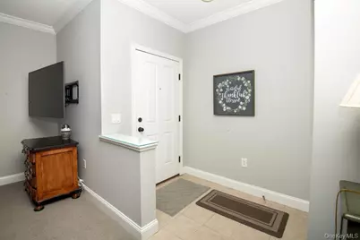 405 Okeefe Court, Oakdale, NY 11769 - Photo 5