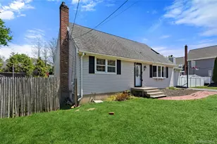 325 Harrison Ave, Miller Place, NY 11764 - Photo 3