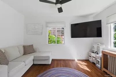 15 Kingsbury Road, New Rochelle, NY 10804 - Photo 13