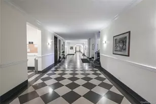 73-20 Austin St, Forest Hills, NY 11375 - Photo 17