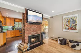 55 Duckpond Dr N, Wantagh, NY 11793 - Photo 15