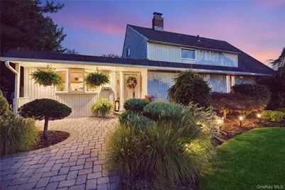 55 Duckpond Drive N, Wantagh, NY 11793 - Photo 39