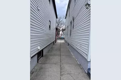 11611 130th Street, Ozone Park, NY 11420 - Photo 5