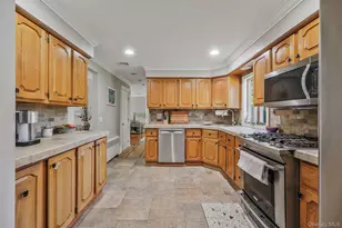 211 2nd St, Saint James, NY 11780 - Photo 7