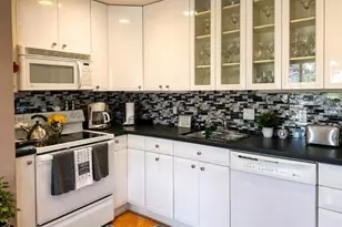 332 Richard Ct, Pomona, NY 10970 - Photo 7