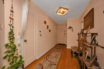 139-09 84 Drive #608, Briarwood, NY 11435 - Photo 3