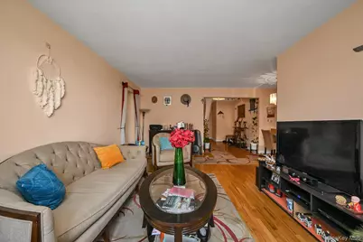 139-09 84 Drive #608, Briarwood, NY 11435 - Photo 5