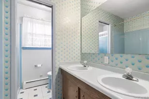 6 Clarke St, Brentwood, NY 11717 - Photo 15