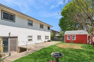 6 Clarke St, Brentwood, NY 11717 - Photo 21