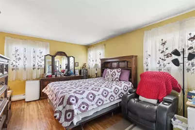 6 Clarke Street, Brentwood, NY 11717 - Photo 11