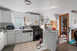25 S Prospect St, Kingston, NY 12401 - Photo 3