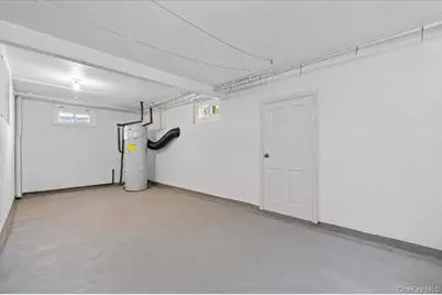 183-41 Dalny Road, Jamaica, NY 11432 - Photo 21