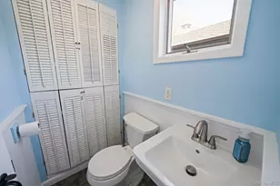 77 Point St, South Jamesport, NY 11970 - Photo 31
