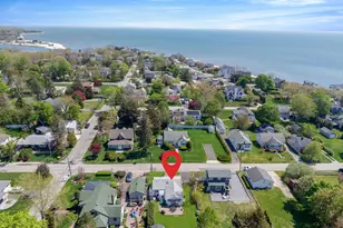77 Point St, South Jamesport, NY 11970 - Photo 17